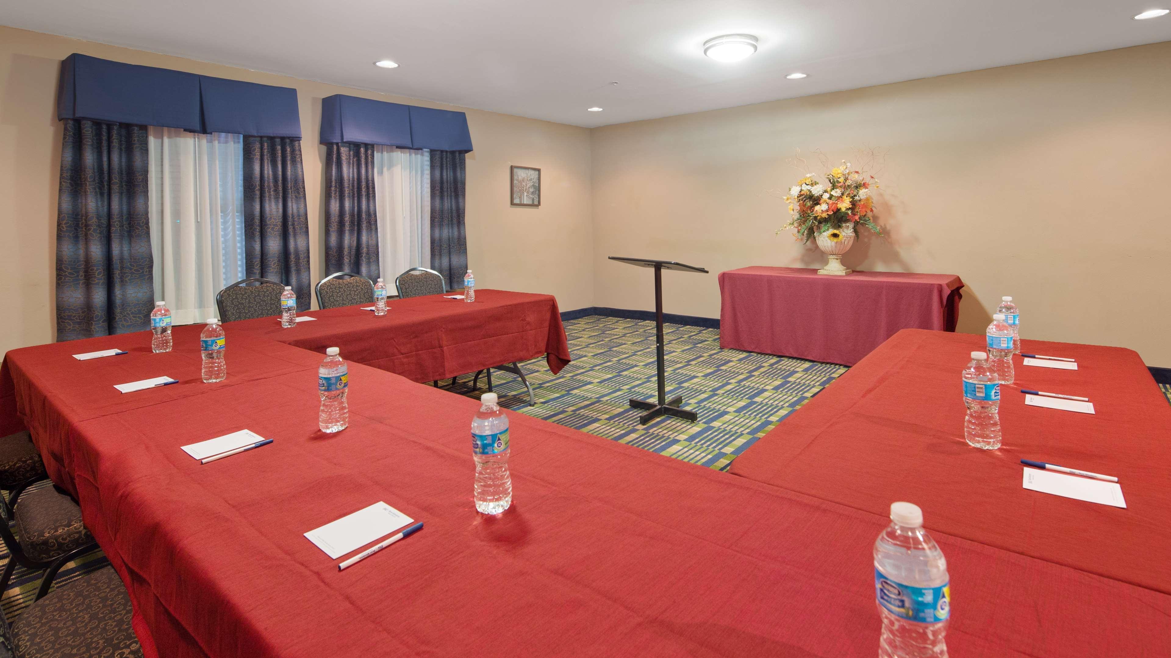 Surestay Plus Hotel By Best Western Roanoke Rapids I-95 Ngoại thất bức ảnh